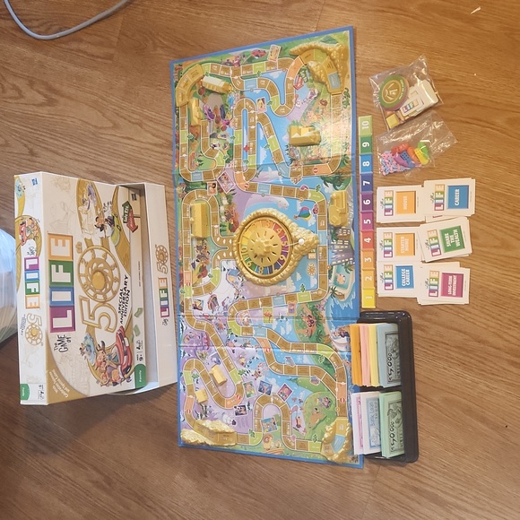 The Game of Life 50th Anniversary Special Edition - Picture 2 of 11